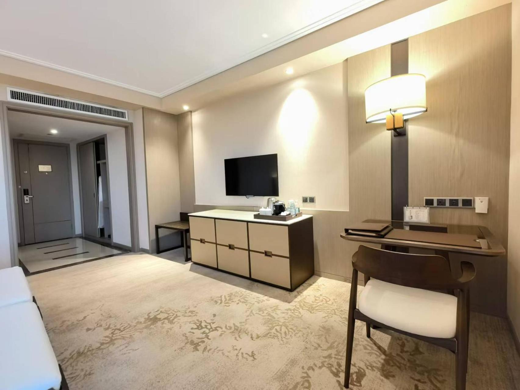 Jin Jiang Pine City Hotel Shanghai Exterior foto